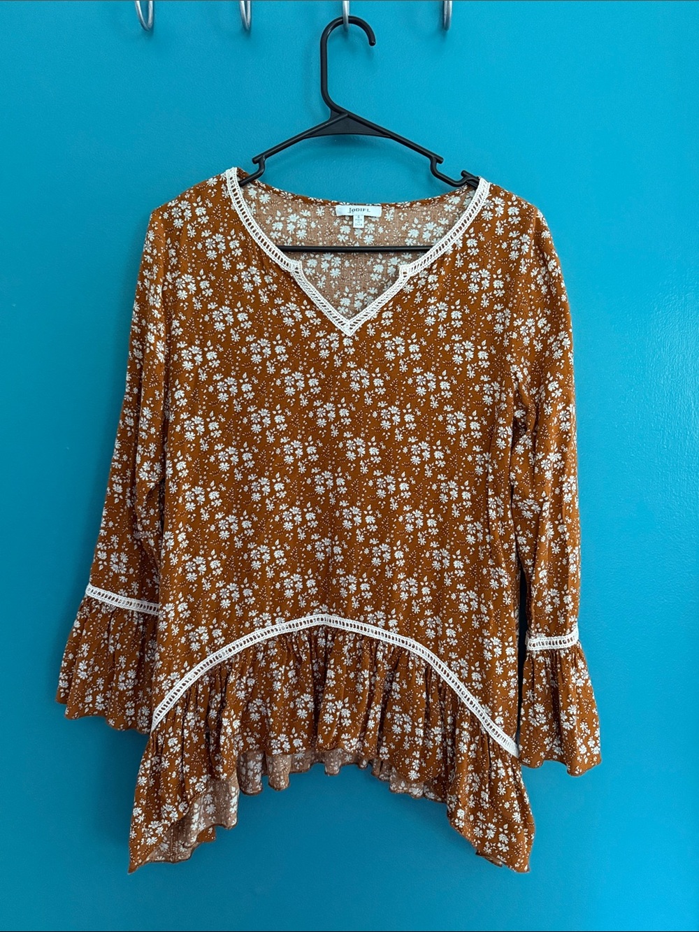 JODIFL Rust Floral V-Neck Peplum Tunic with Lace Trim